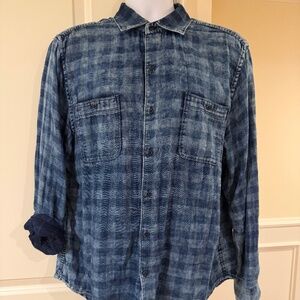 Tommy Bahama Double Cloth Cotton Button Down Shirt - Large